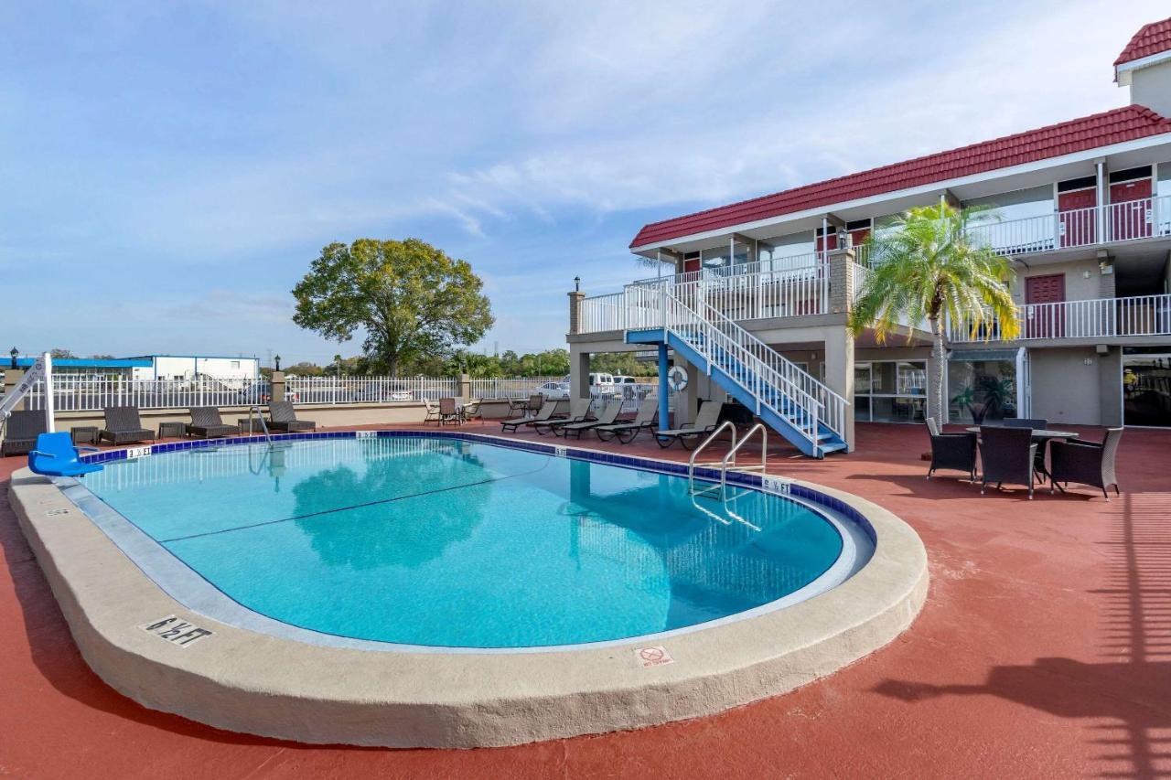 Rodeway Inn Clearwater-Largo المظهر الخارجي الصورة