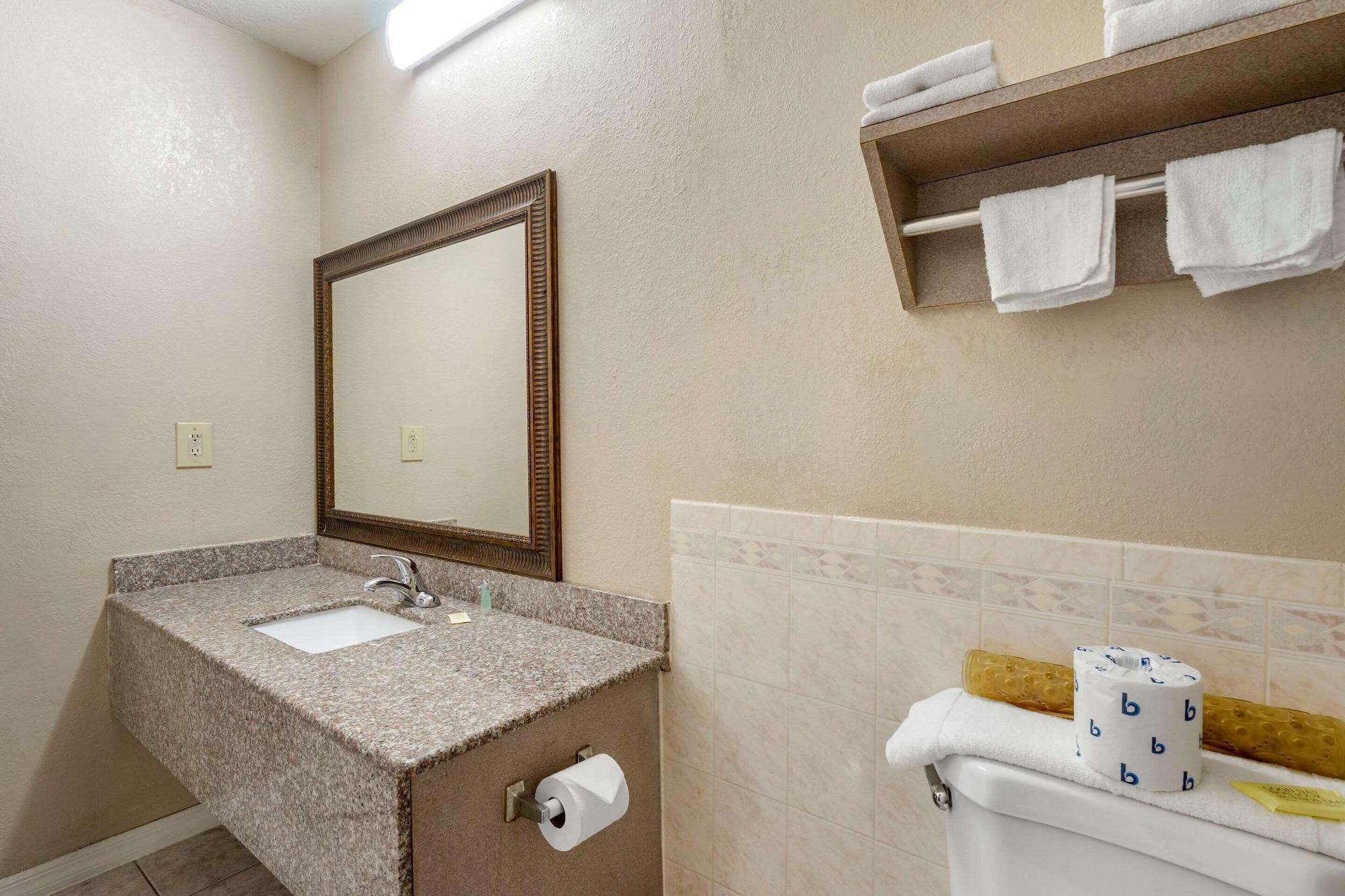 Rodeway Inn Clearwater-Largo المظهر الخارجي الصورة