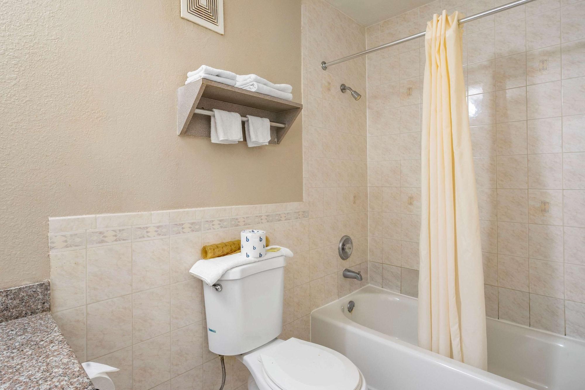 Rodeway Inn Clearwater-Largo المظهر الخارجي الصورة
